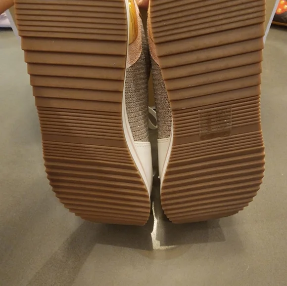 🩷✨️🩷Michael Kors Monique Glitter Trainer Sneakers Brand new ✨️ size 8 - Picture 7 of 11